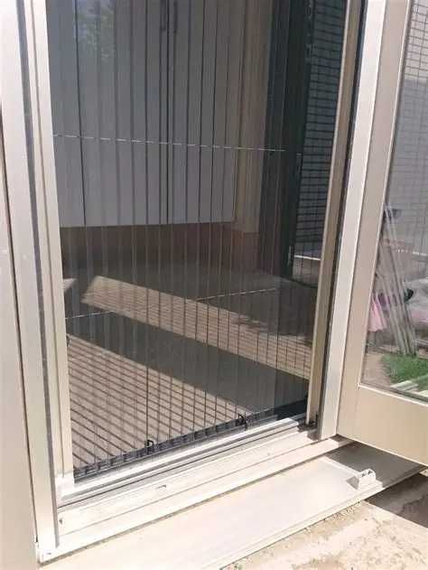 ПЛИССЕ Сетки москитные на двери и окна, ЖАЛЮЗИ, ролл-шторы Блэкаут