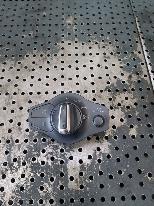 Bloc lumini audi a5 8t 8k0941531g