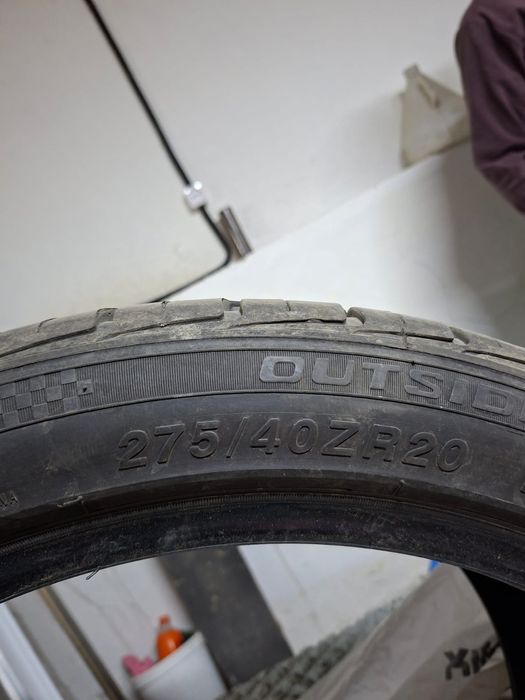 Продам комплект резины на X5