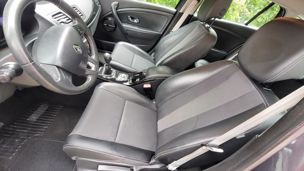 Renault Megane 2013 diesel, 4.309 € — imagine 5
