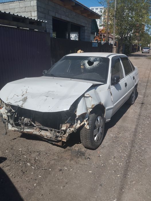 Продам машину Daewoo Nexia 2