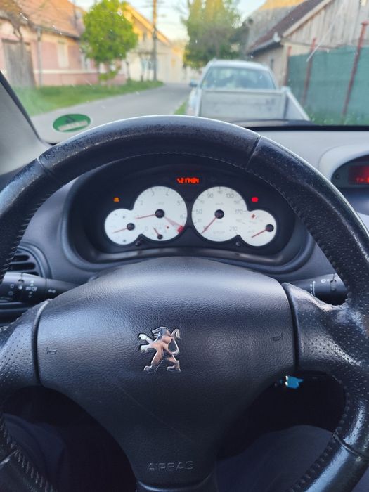 Peugeot 206cc benzină