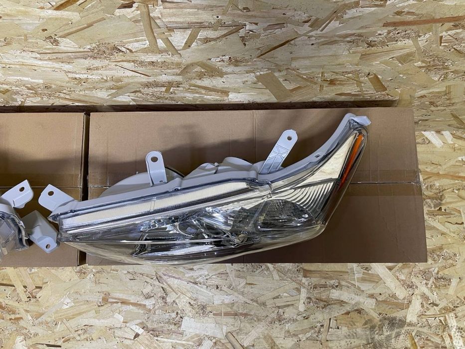 Фары с корректором на Хайландер 10-13