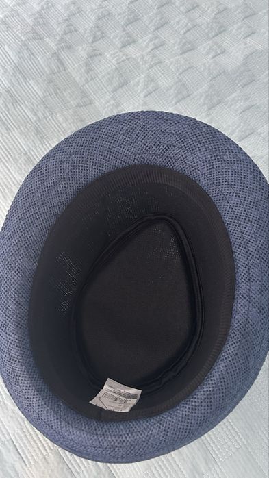 Продаю шляпу синего цвета