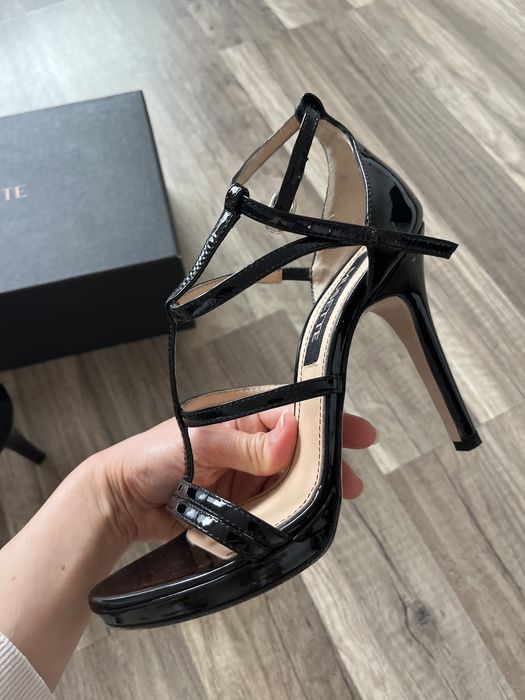 Sandale negre de lac Musette marimea 36