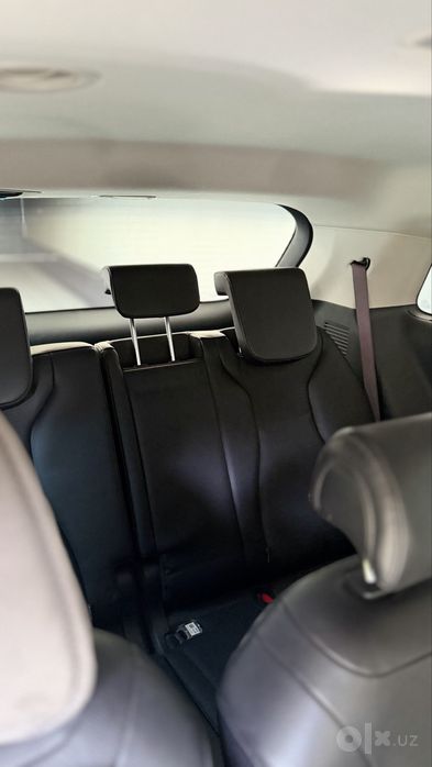Kia carnival kanfort 2023 yil toza moshina