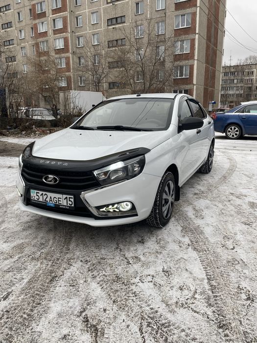 Продам Весту 2019 г