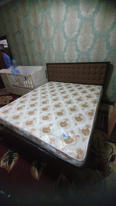 Продам спальни гарнитур