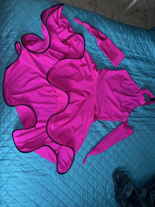 Vand rochie de vals
