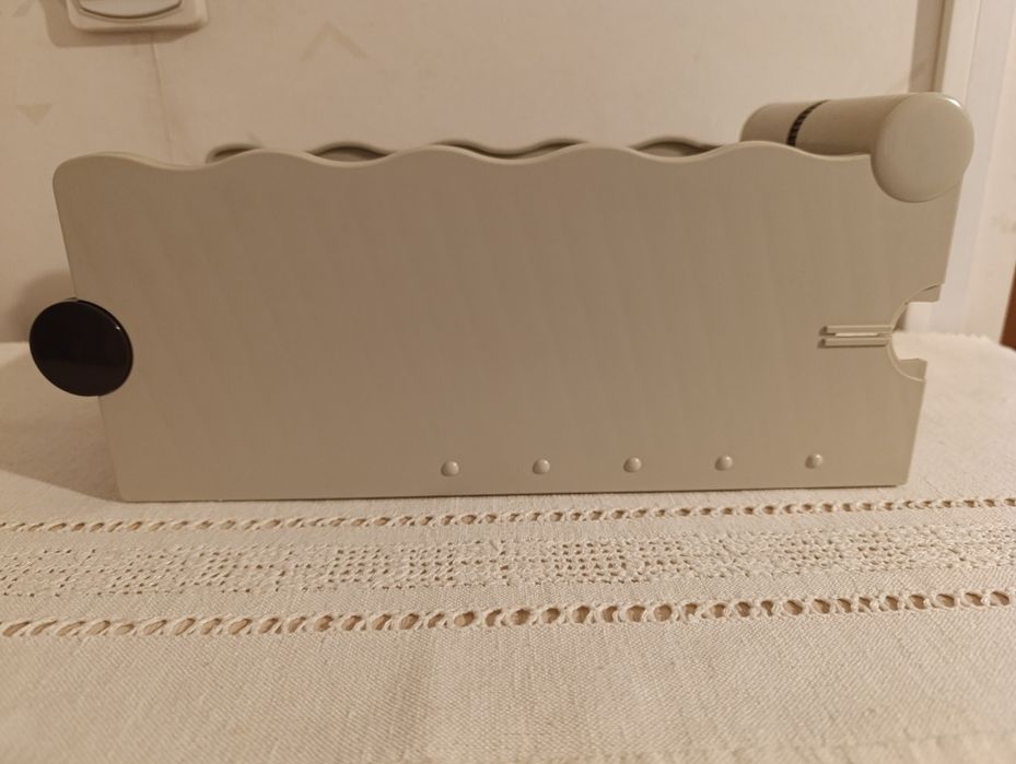 Suport  pentru 20 de CD-uri