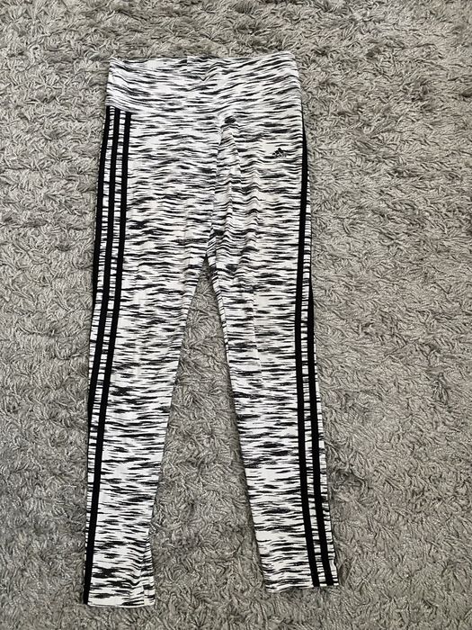 Клинове Adidas Nike
