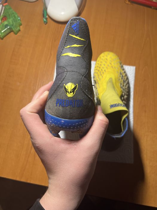 Ghete fotbal adidas predator FG marimea 38