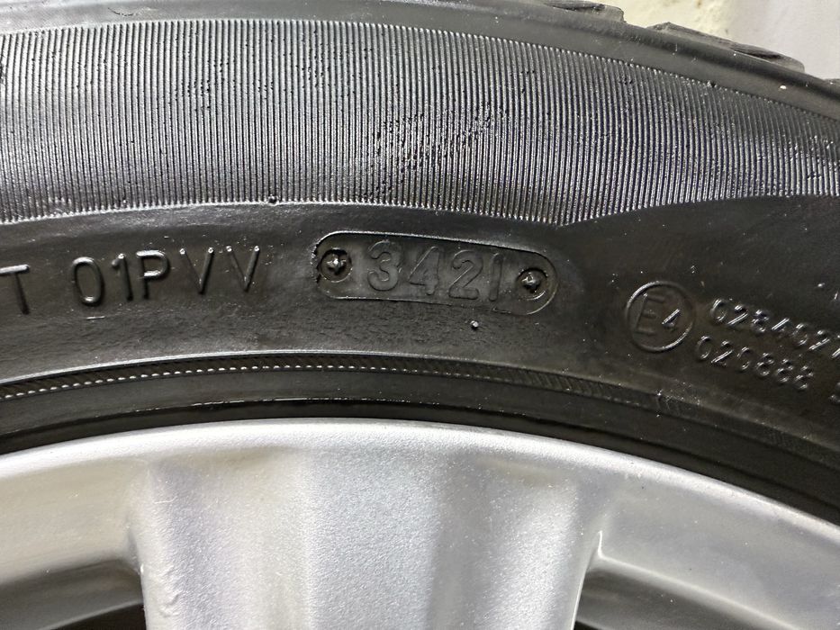 Продам комплект дисков с резиной