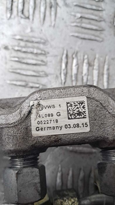 rampa injectoare Audi Q5 2.0 TDI CNH an 2016 cod 04L089G / 04L130764C