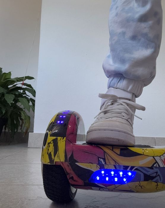 Hoverboard R2 6.5" – Stare excelentă | Cutie + Încărcător + Manual