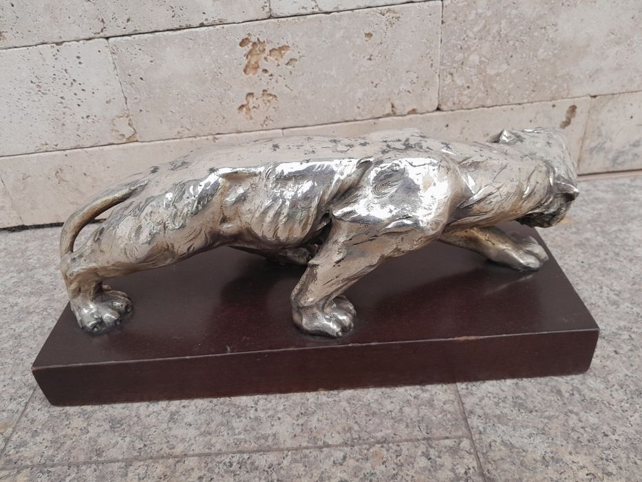 Statueta vintage din argint 800, lungime  37 cm