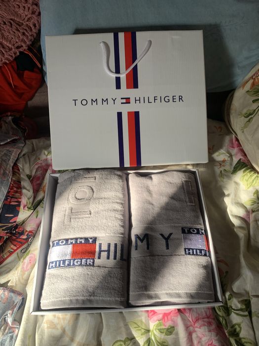 Полотенце в подарок. Банное и маленькое.