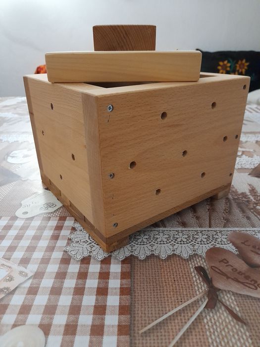 Преса Калъп за сирене , кашкавал и тофу