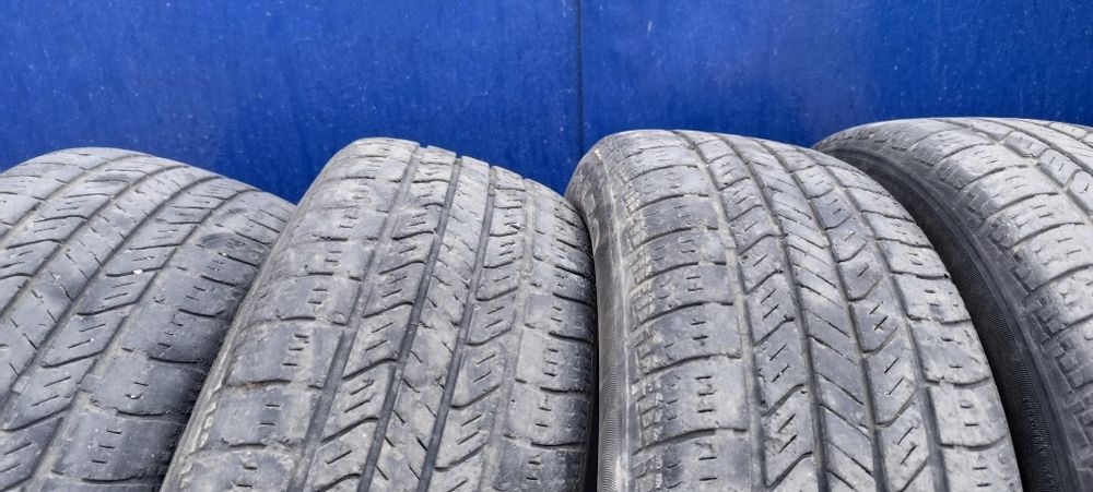 Продам летние шины 215 60 r16