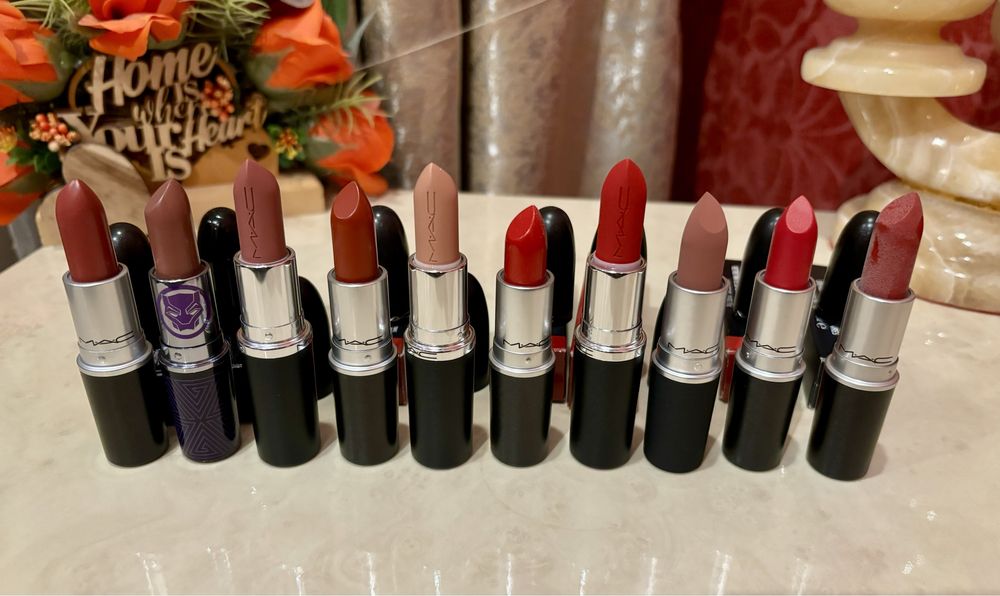 Diferite Rujuri Dior