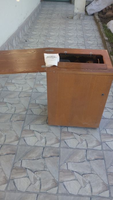 Руска шевна машуна М2