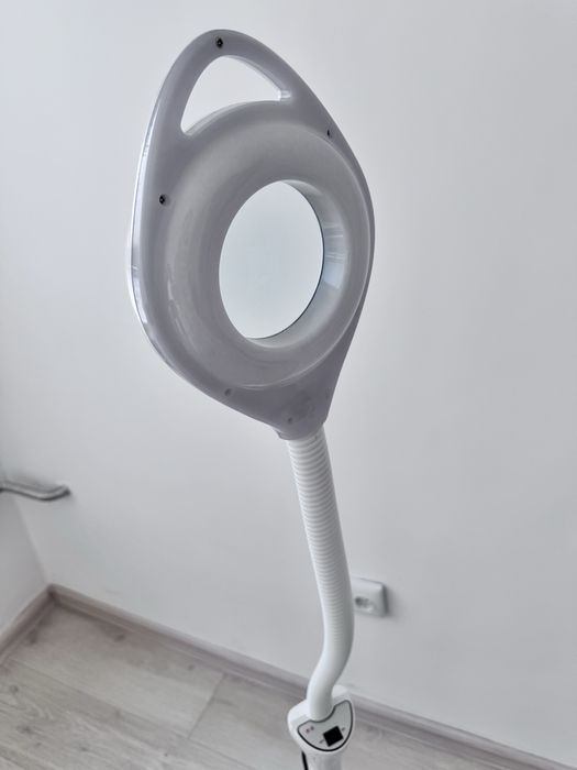 Лампа лупа, с подсветкой