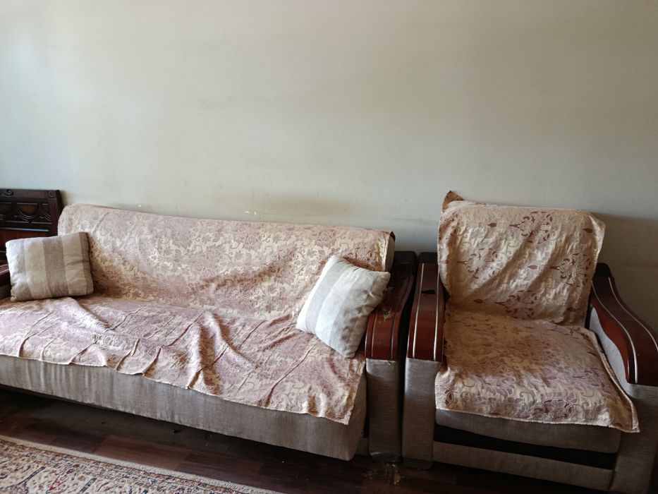 Продаю Мягкая мебель для гостинной