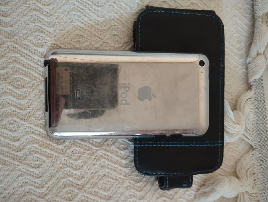 IPod 4 б/у в хорошем состоянии