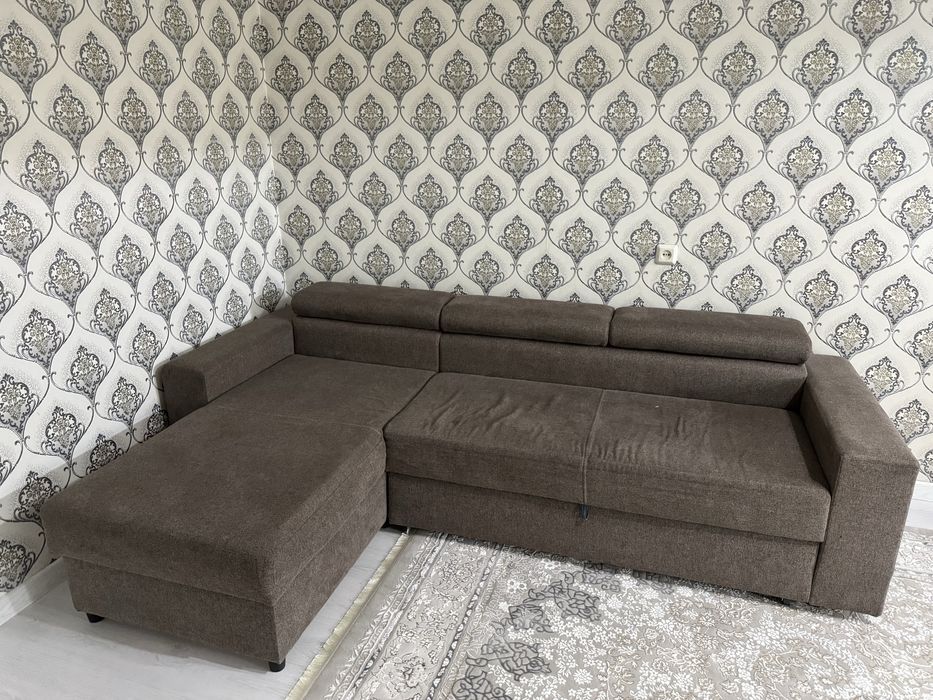 Диван с механизмом