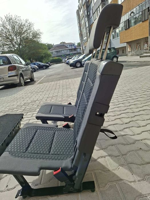 Седалки от трети ред на VW TOURAN 2009
