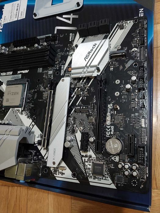 AMD Ryzen 7 3700X + AsRock B550 Pro4