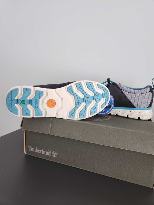 Кроссовки детские на мальчика