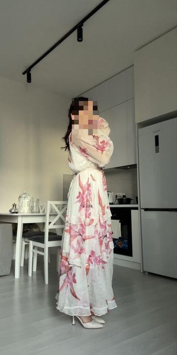 Продам платье новое 42 р