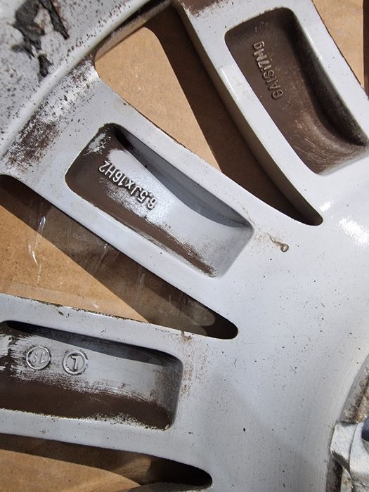 FIAT 500 16 цола 5 болта  алуминиеви джанти Замъка Ямбол