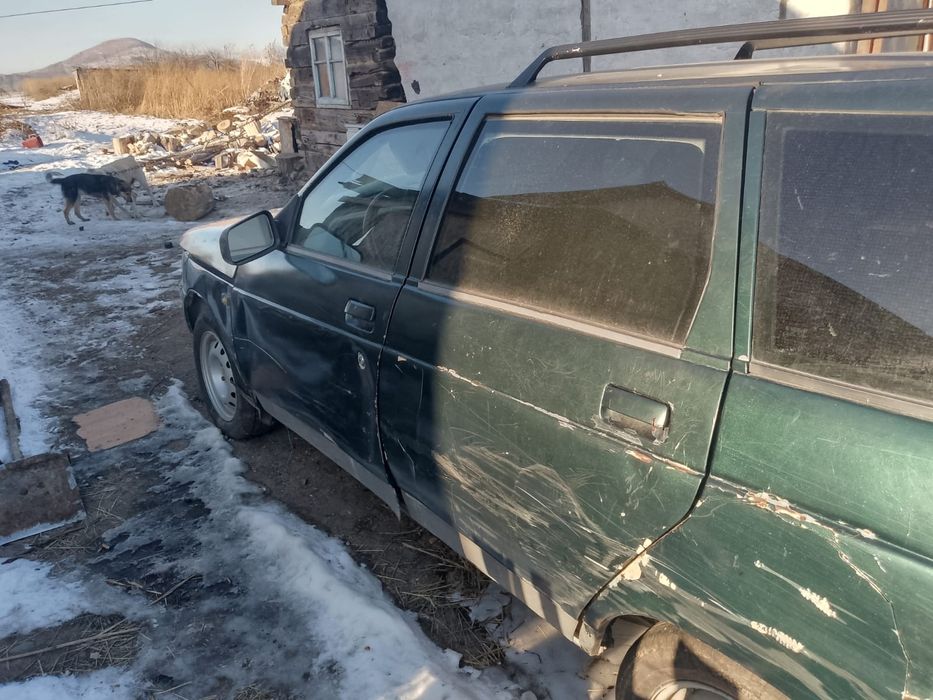 Продам машину Ваз 2111