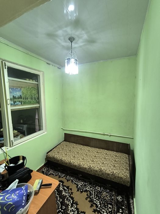 СРОЧНО Продается квартира  Авиасозлар 2в3х 49,5кв 4/4