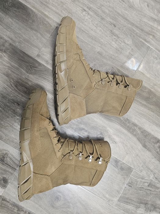 Bocanci militari Oakley nr 40,5 dimensiune talpic 25,5 cm!