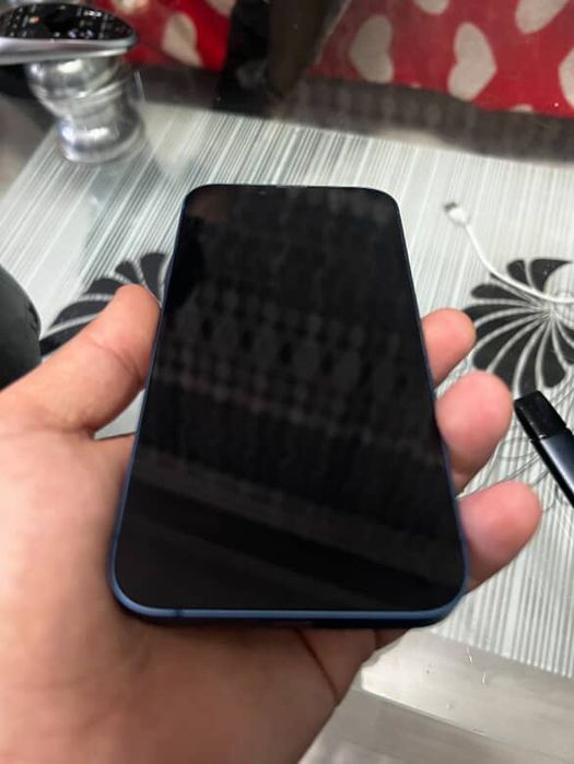 Vand /schimb iphone 13 128gb