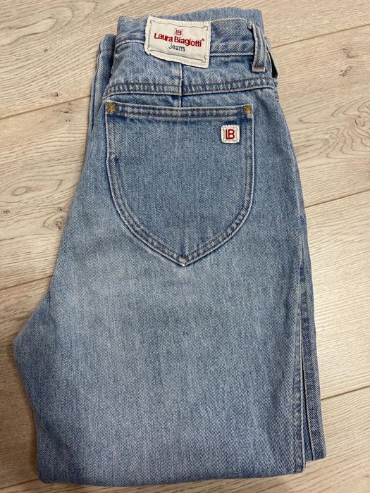 Blugi Laura Biagiotti fusta blugi si geaca Armani
