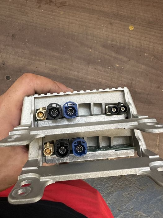 Modul combox bmw f10 f11 x1 x3 x5 x6