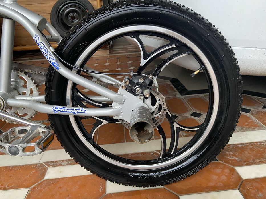 Velosiped spartivniy baquvatidan ikkalasini bir joyga kelishamiz