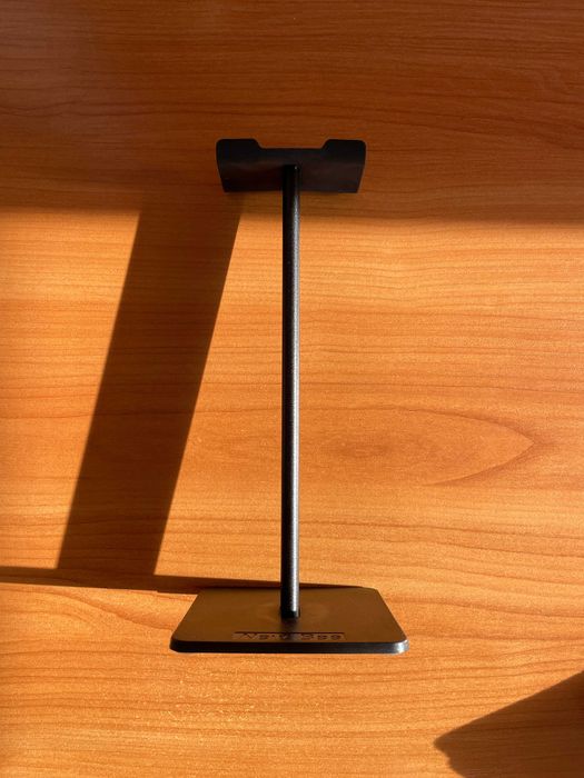 Стойка за Слушалки