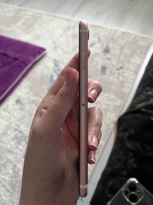 Продам Iphone 7. 32 Gb