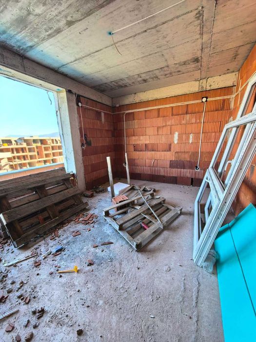 Акт 14 - Двустаен апартамент в кв. Остромила