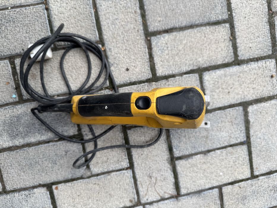 Ferastrau pendular Dewalt