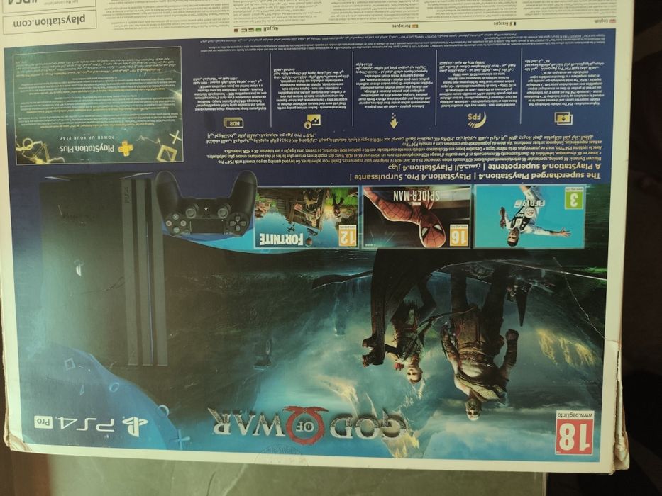 PlayStation продаётся 4 про