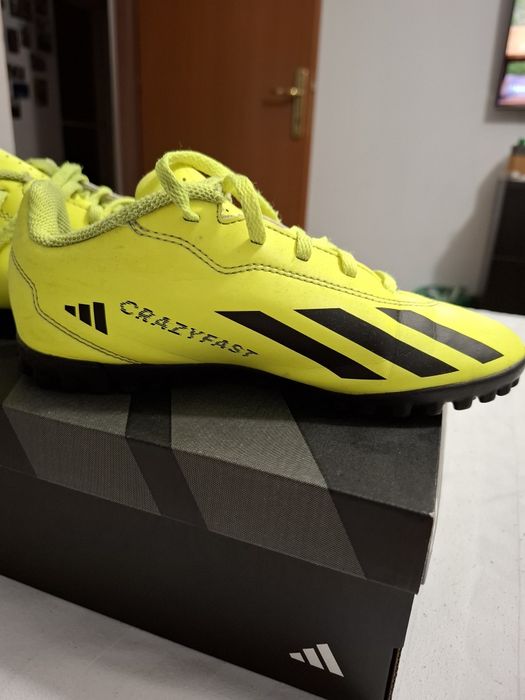 Ghete forbal, Adidas, sintetic