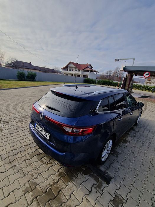 Vând renault megane 4 2017