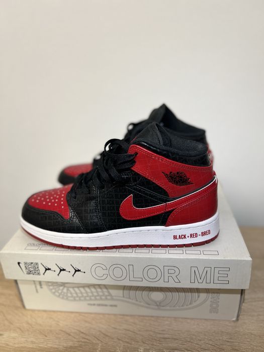 Дамски кецове Nike Air Jordan 1 Mid