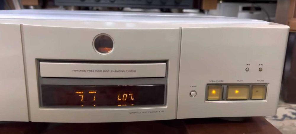 Скидка! Премиальный мультибитный CD проигрыватель Esoteric X-1s